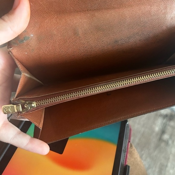 Louis Vuitton 1989 Monogram Sarah Snap Wallet with Gold Hardware EUC - Picture 7 of 7